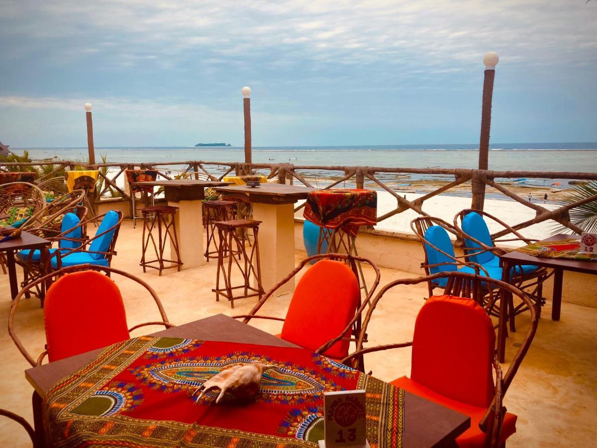 Mambo Paradise Hotel 4*