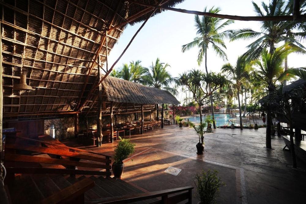Resort Palumboreef 4*