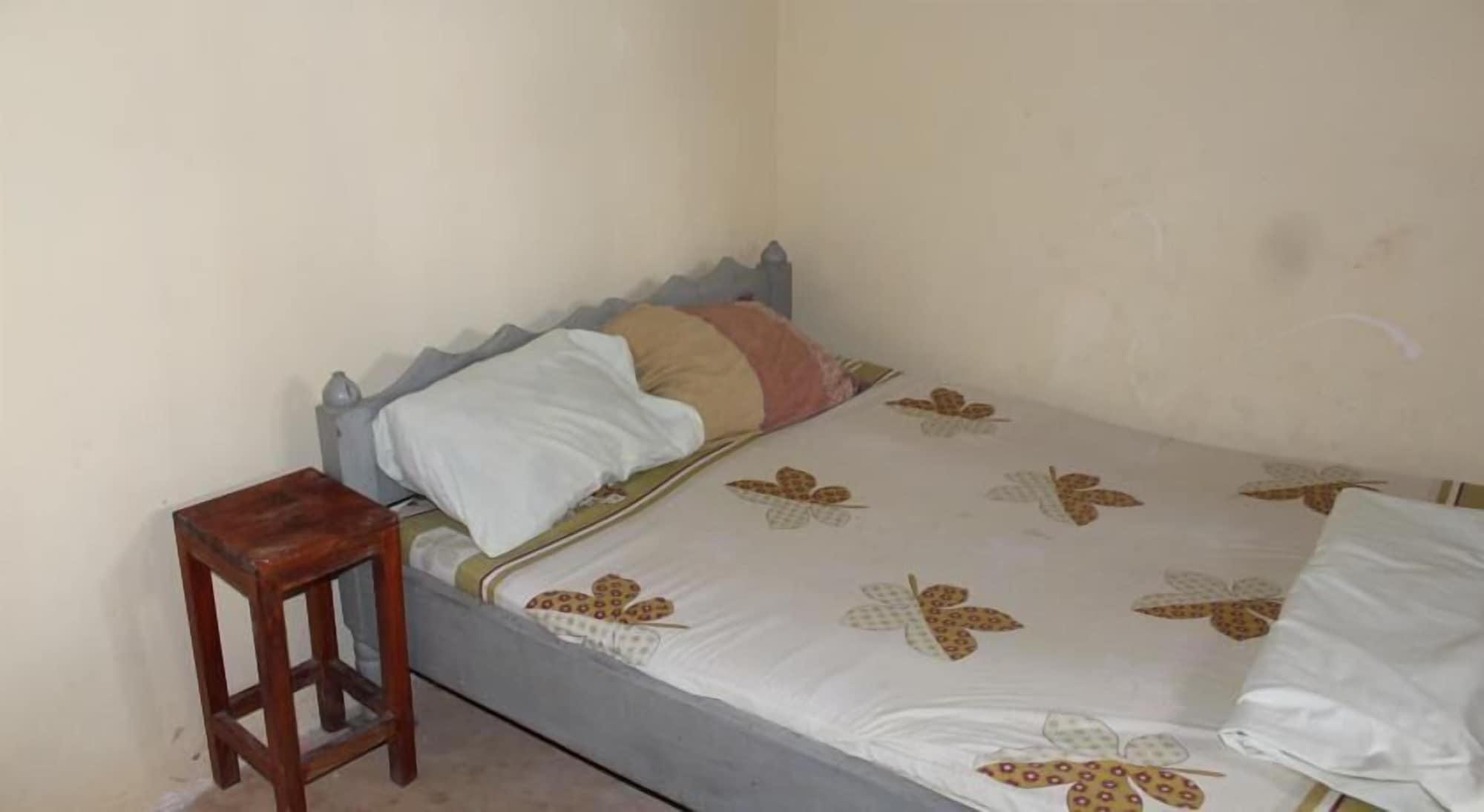 Hotel Nyamkwi White Sands