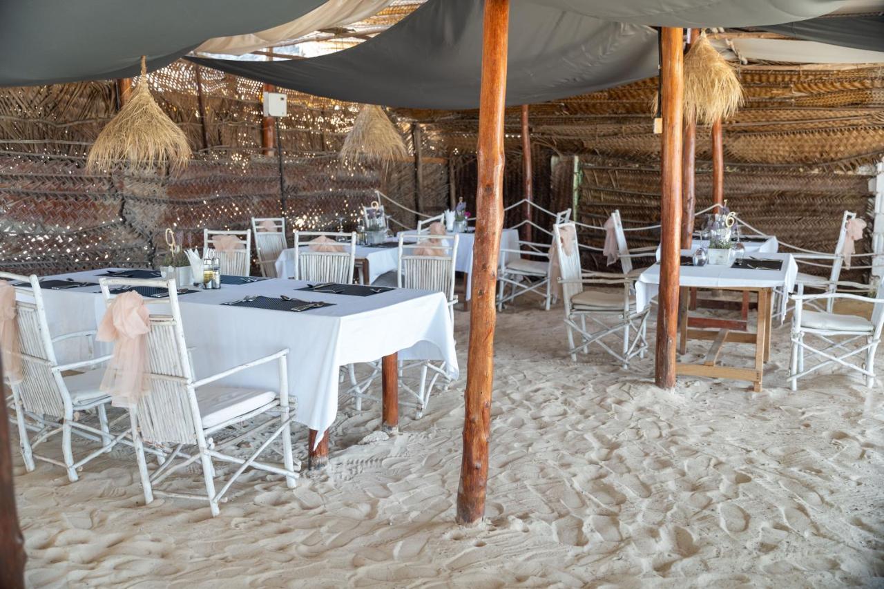 Hotel Five Palms