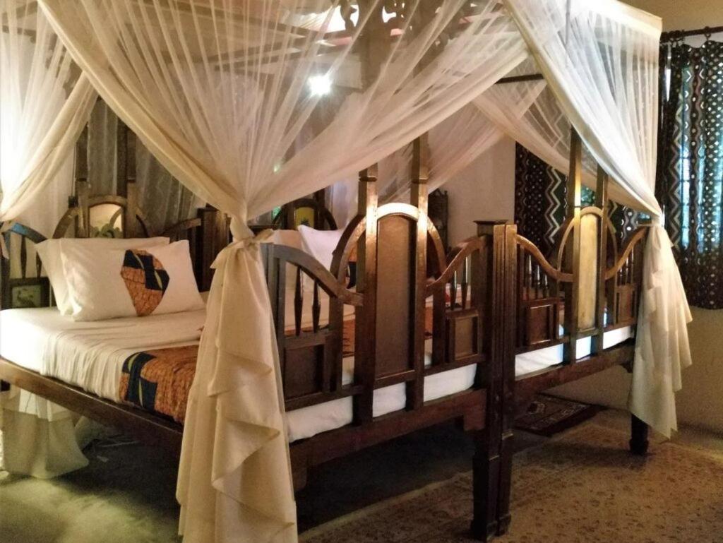 Lodge Utupoa
