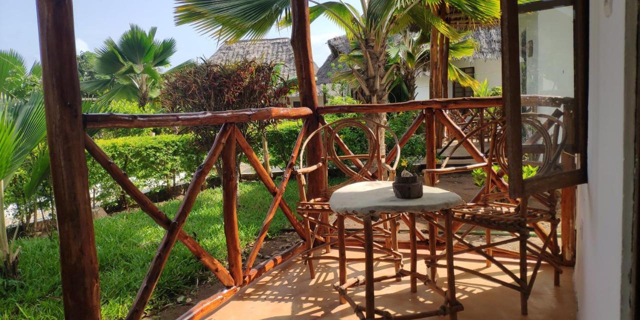 Hotel Mawimbi