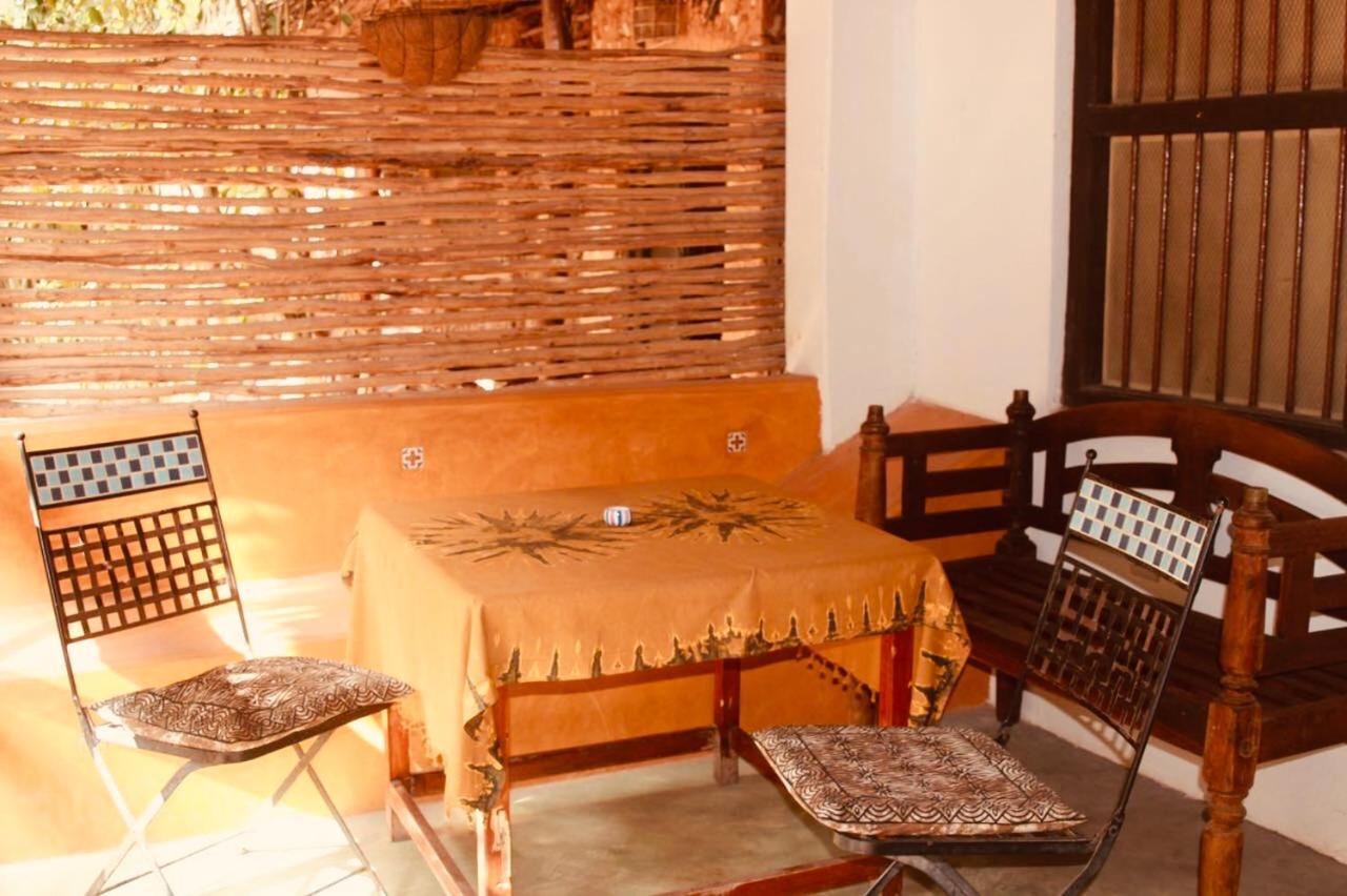 Casa Umoja Guest house