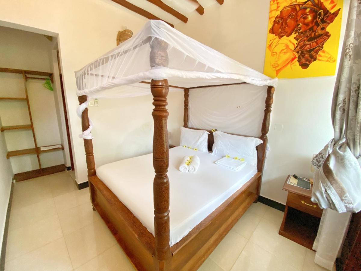 Utulivu Hotel 3*
