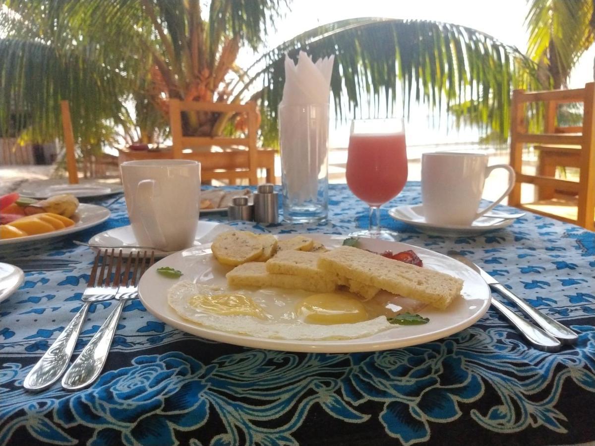 Uroa Beach Lodge