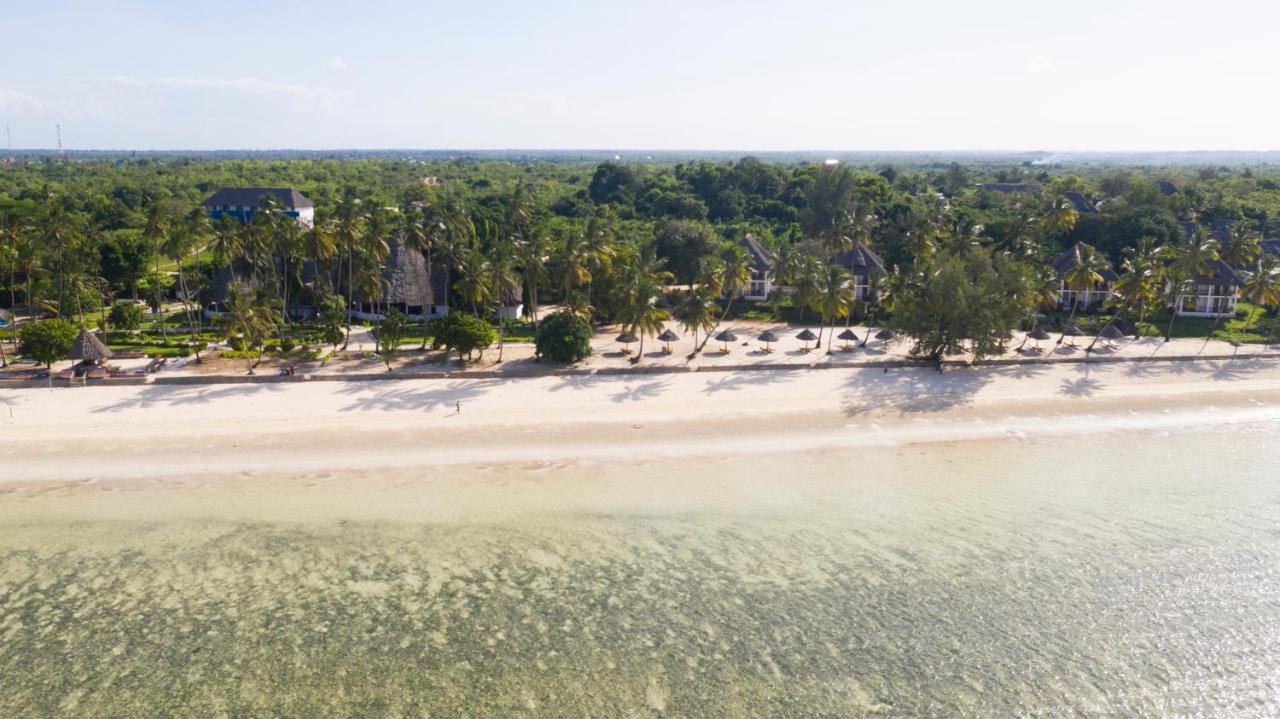 Antonio Tree House & Hotel 4*