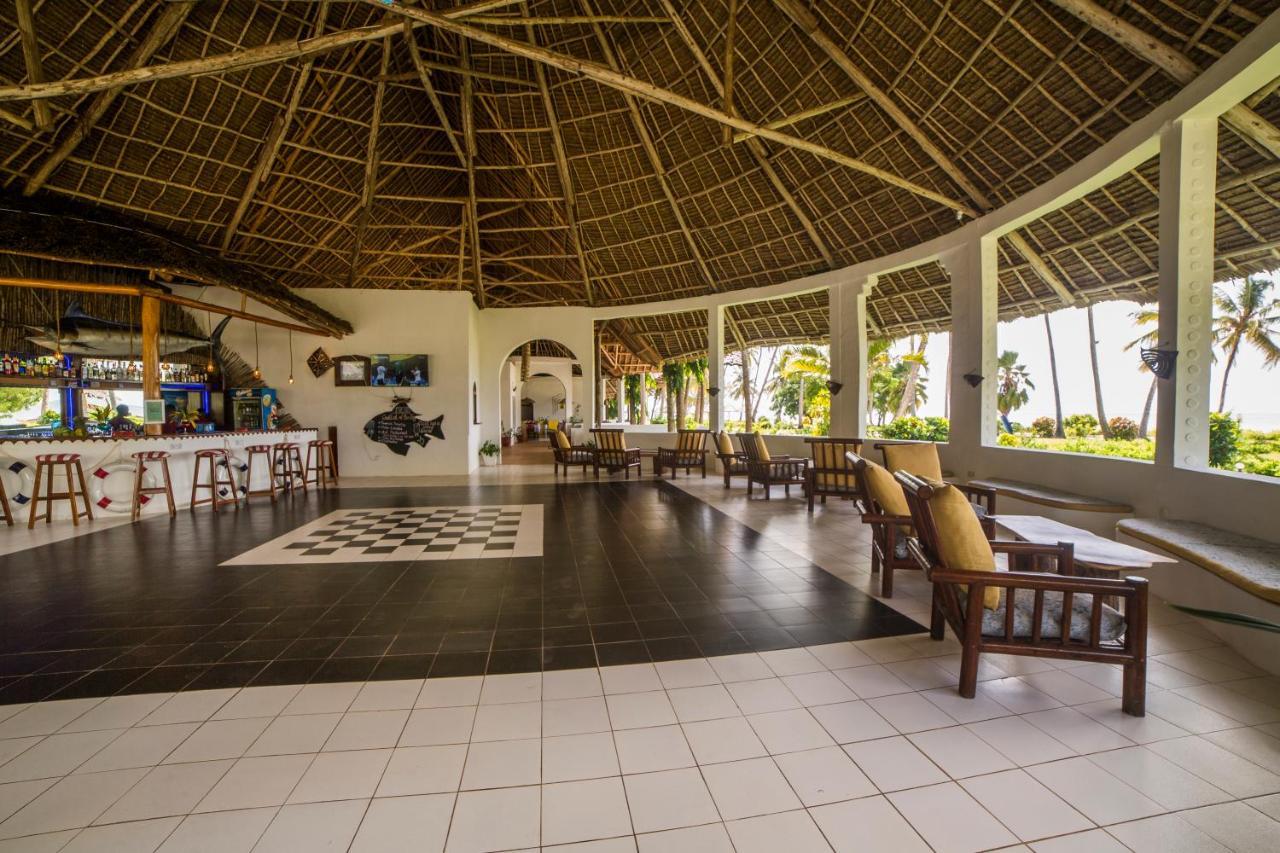 Antonio Tree House & Hotel 4*