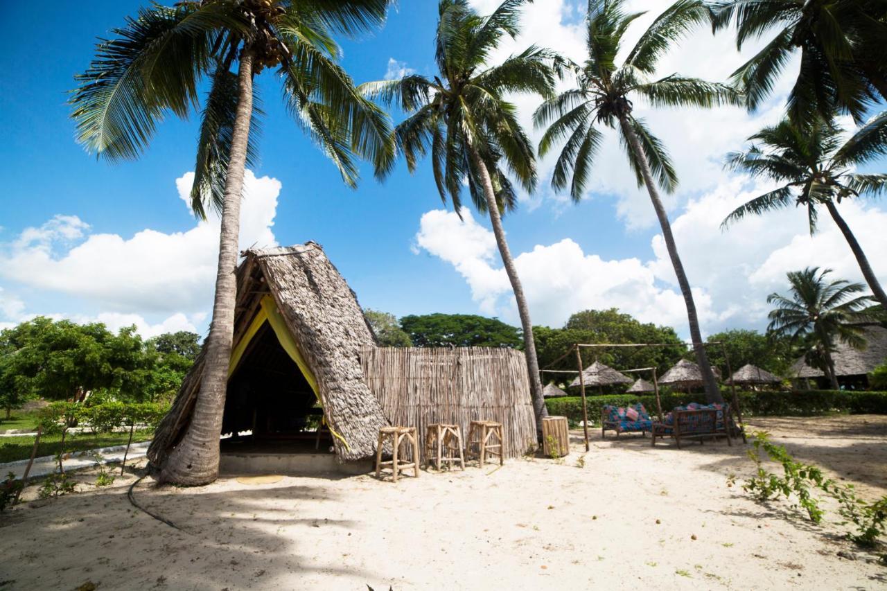 Antonio Tree House & Uroa