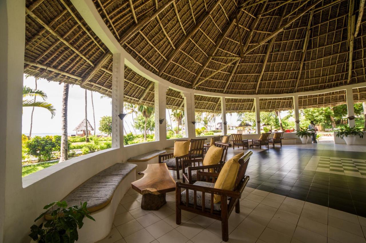 Antonio Tree House & Hotel Uroa