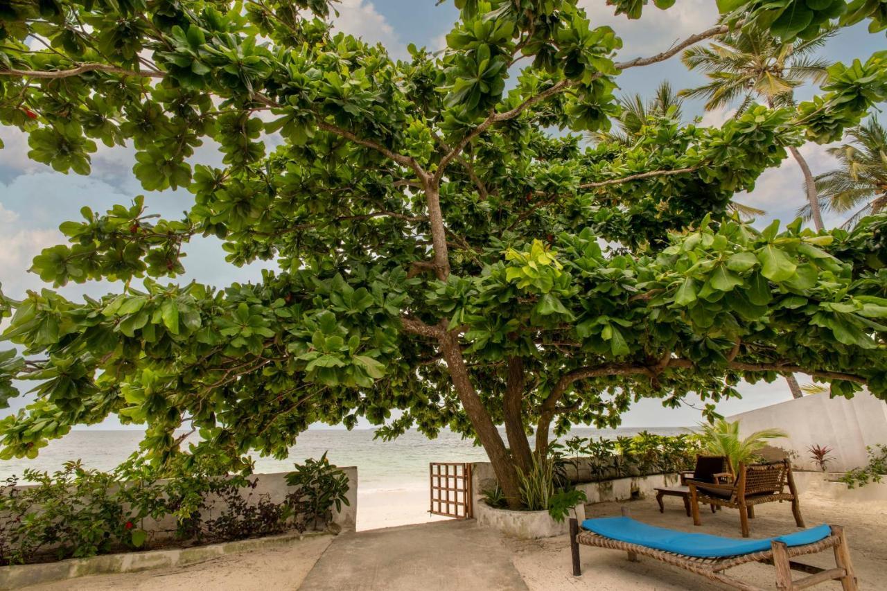 Uroa Beach Lodge Uroa