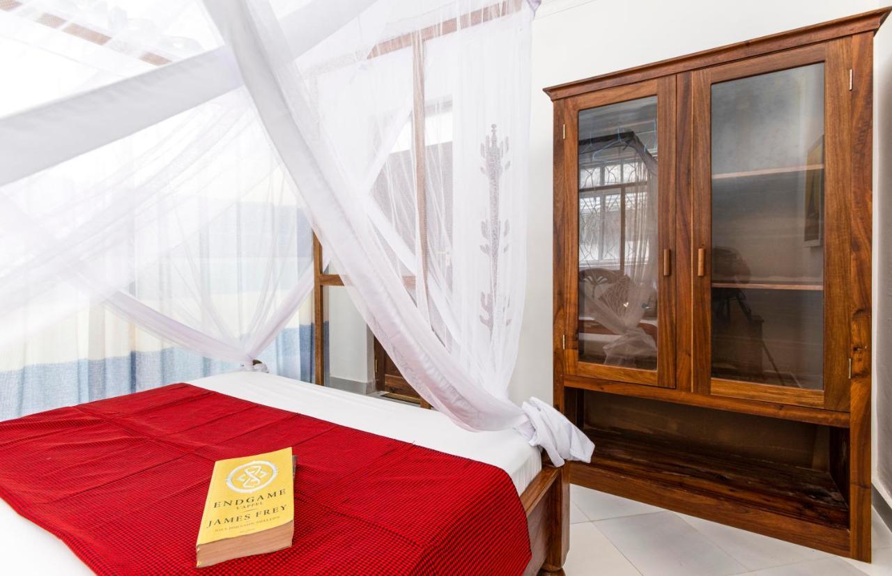 Uroa Beach Lodge