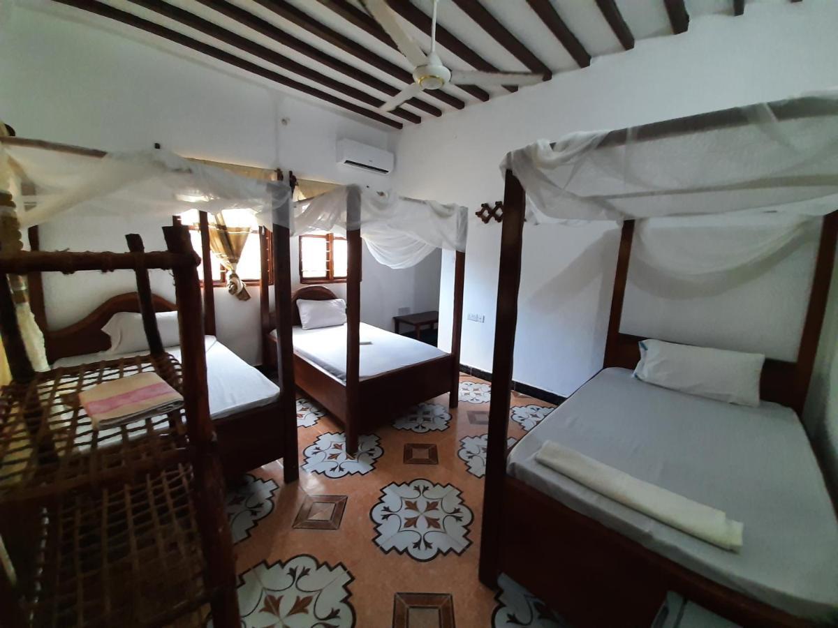 Ames Bed & Breakfast Nungwi