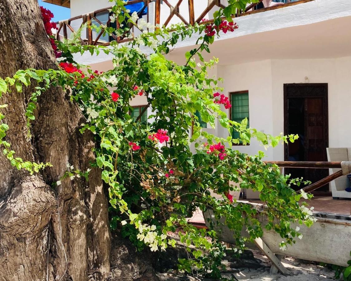 Hotel Kaure Sand Beach Uroa