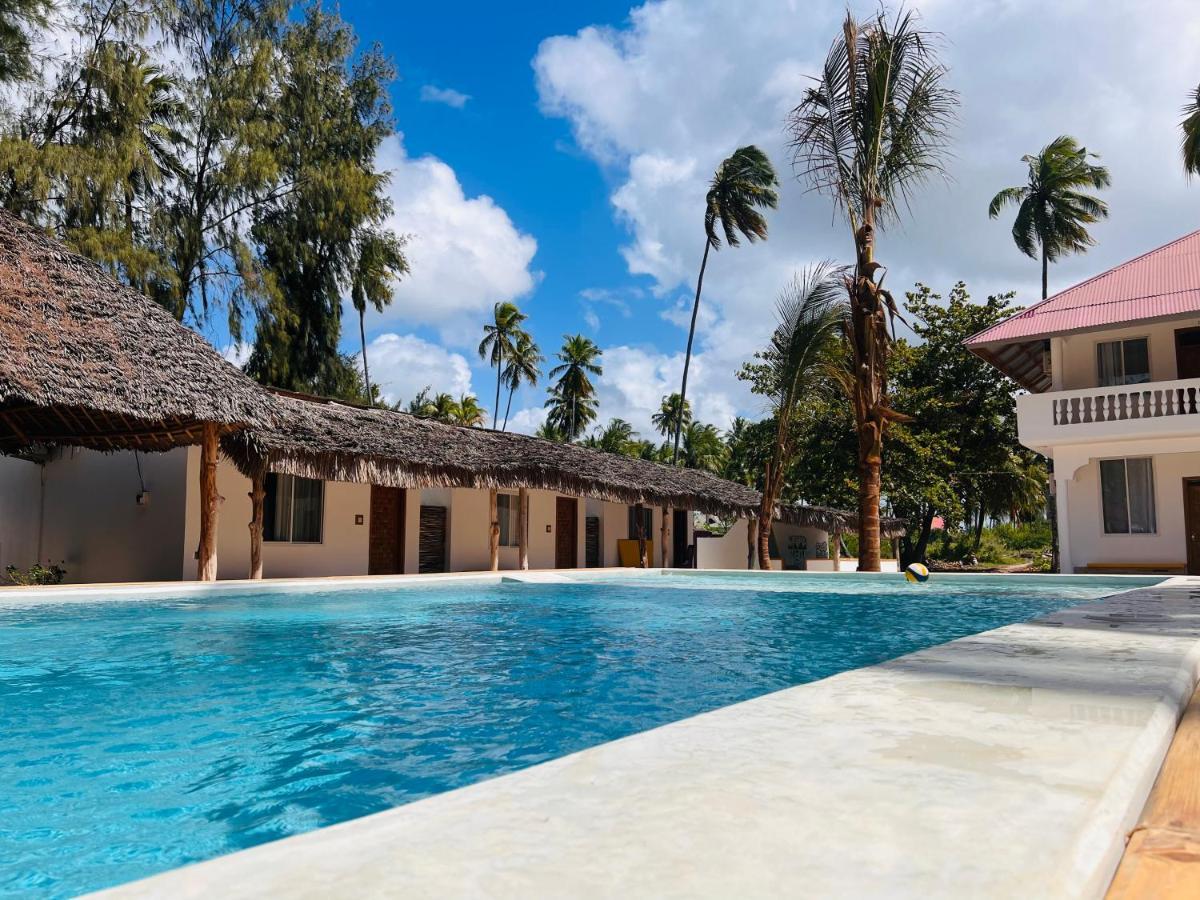 Mem Luxury And Hotel