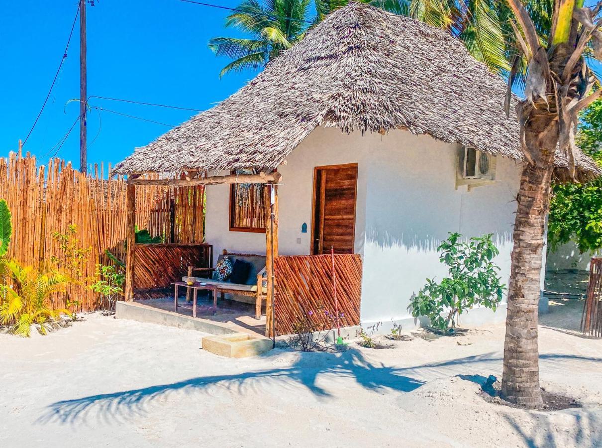 Ananda Lodge