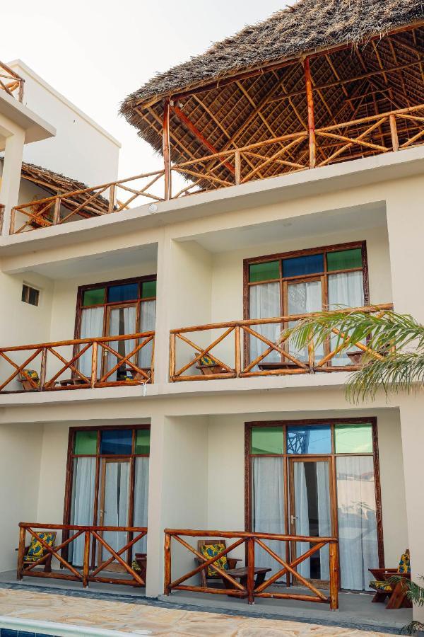 Ocean Breeze Resort