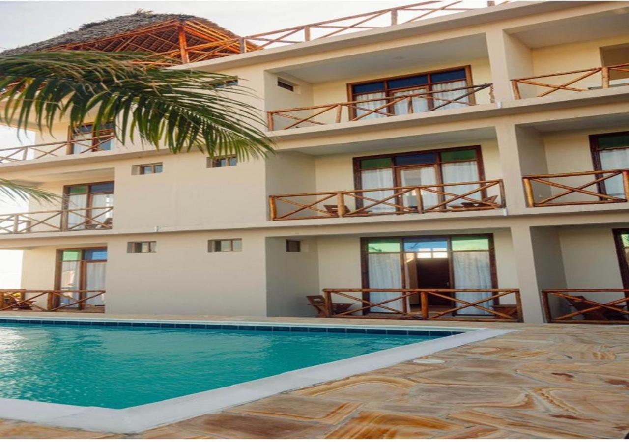 Ocean Breeze Resort