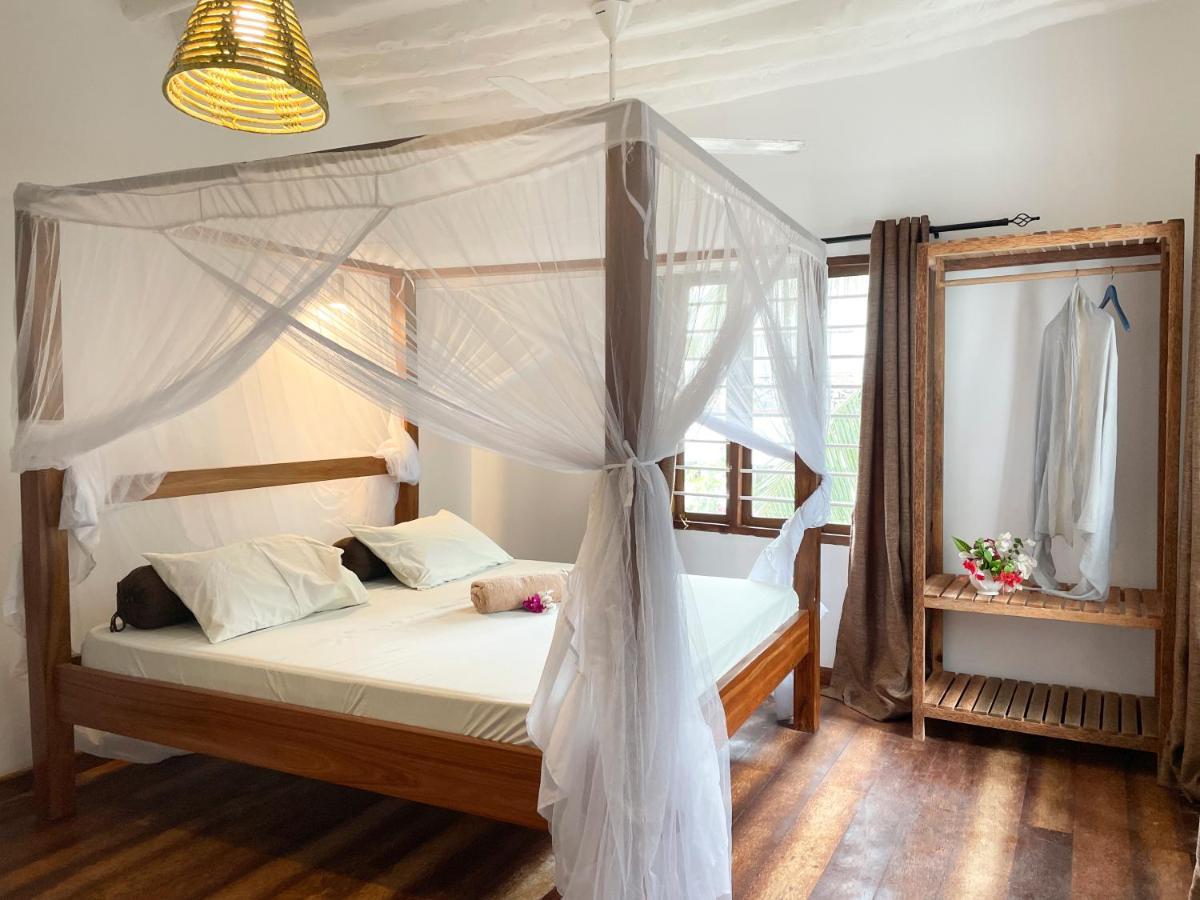 Guest house Meliks