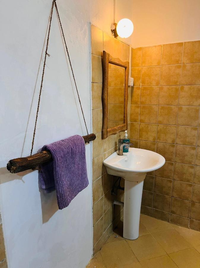 Wimbi Villa *