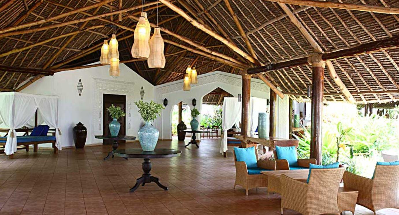 Hotel Bluebay &