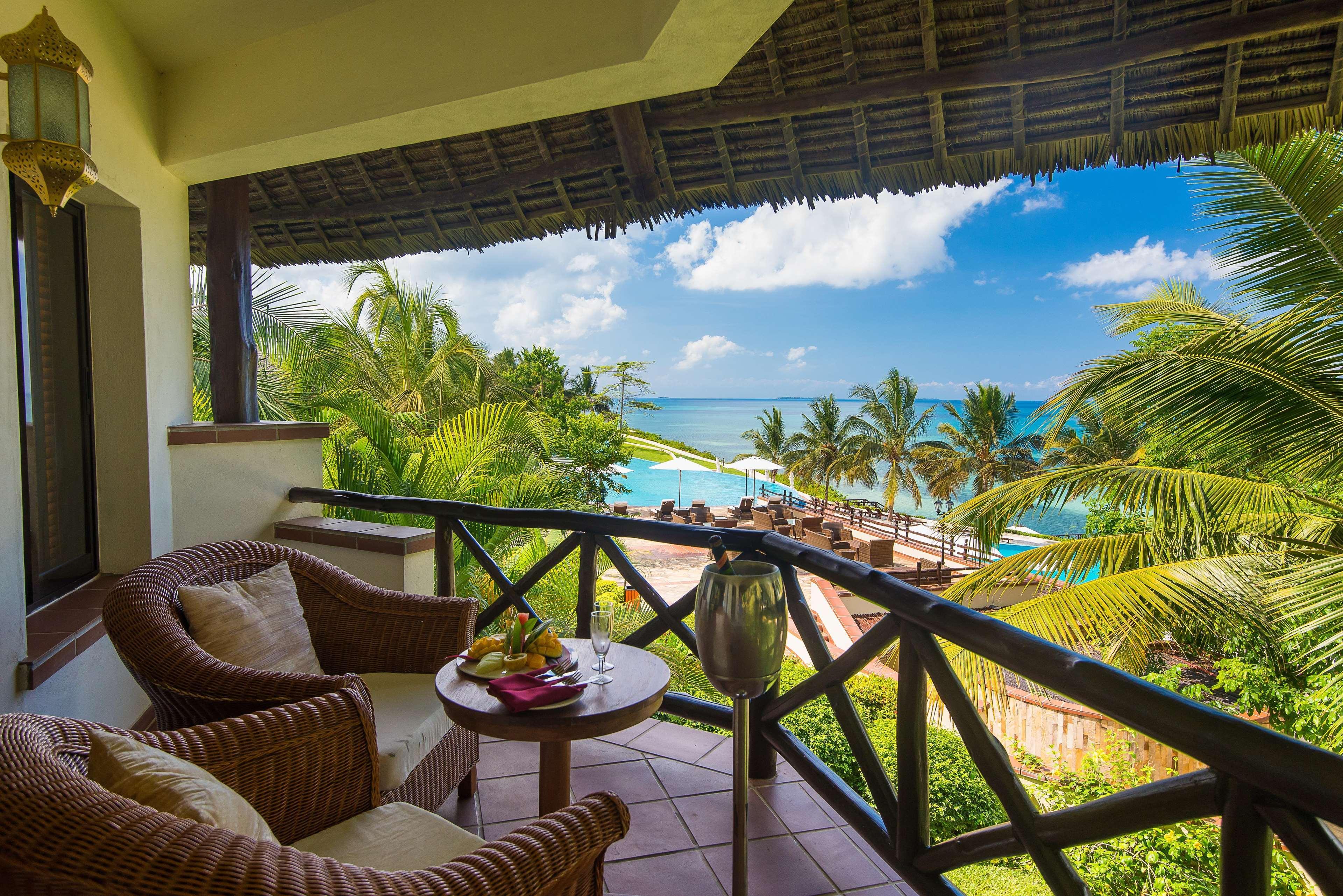 Sea Cliff & Resort