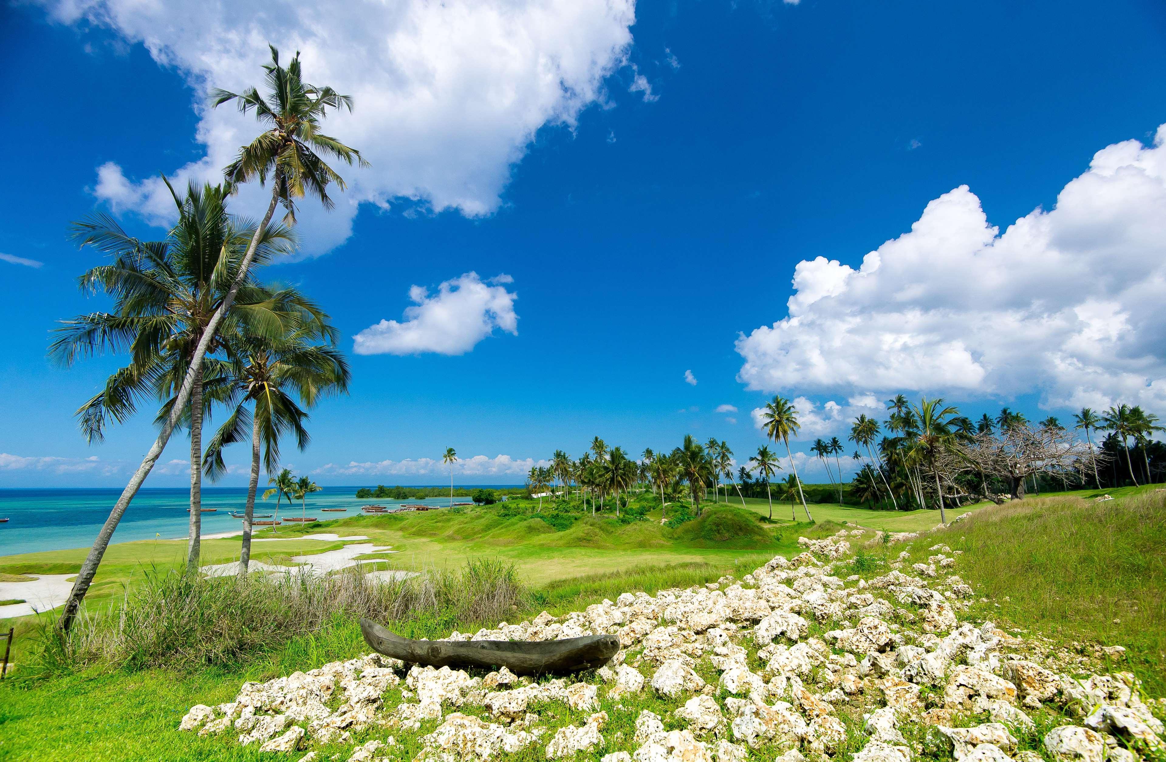 Sea Cliff & 5* Zanzibar