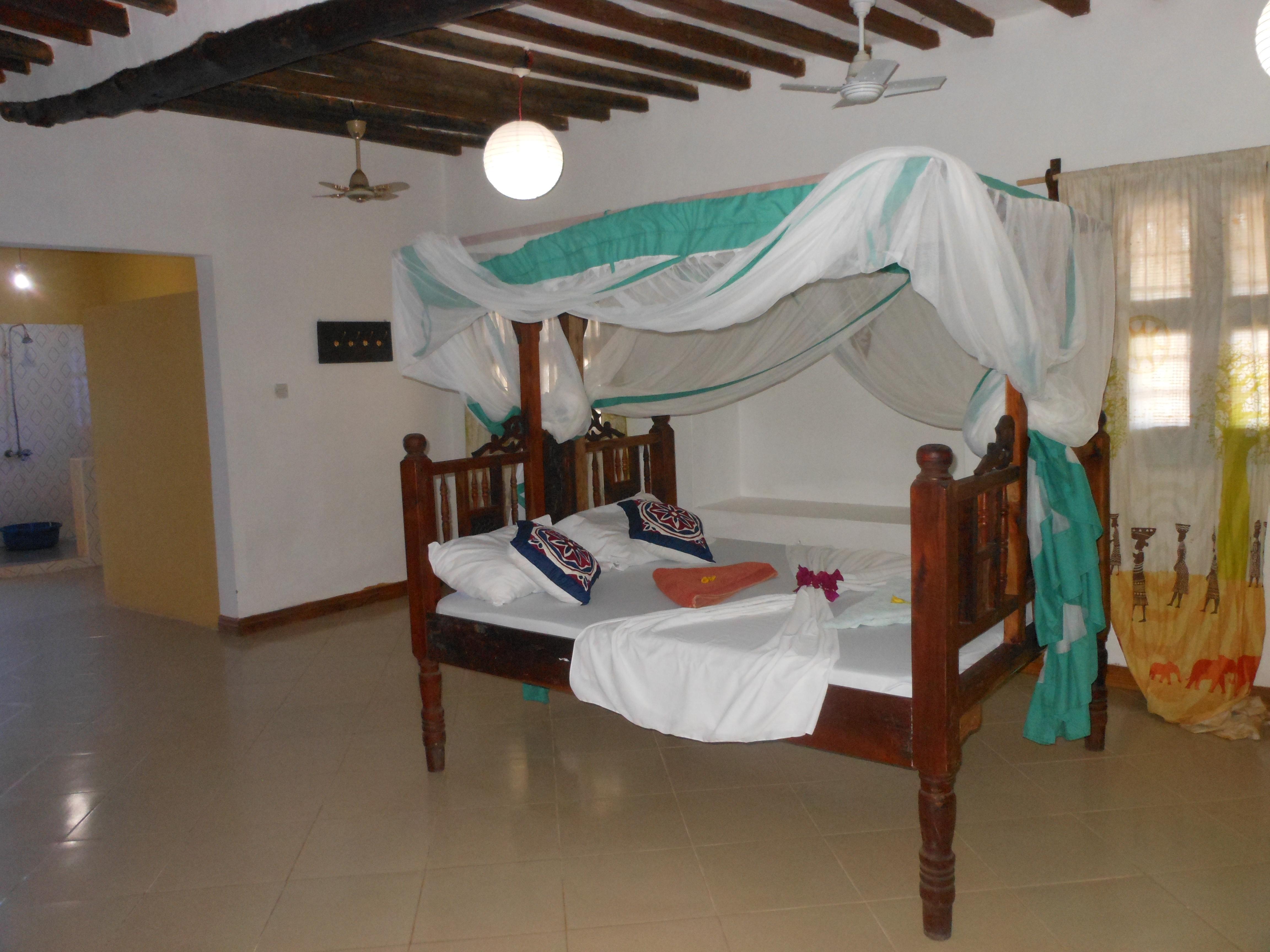 Hotel Mbuyuni Village 2*