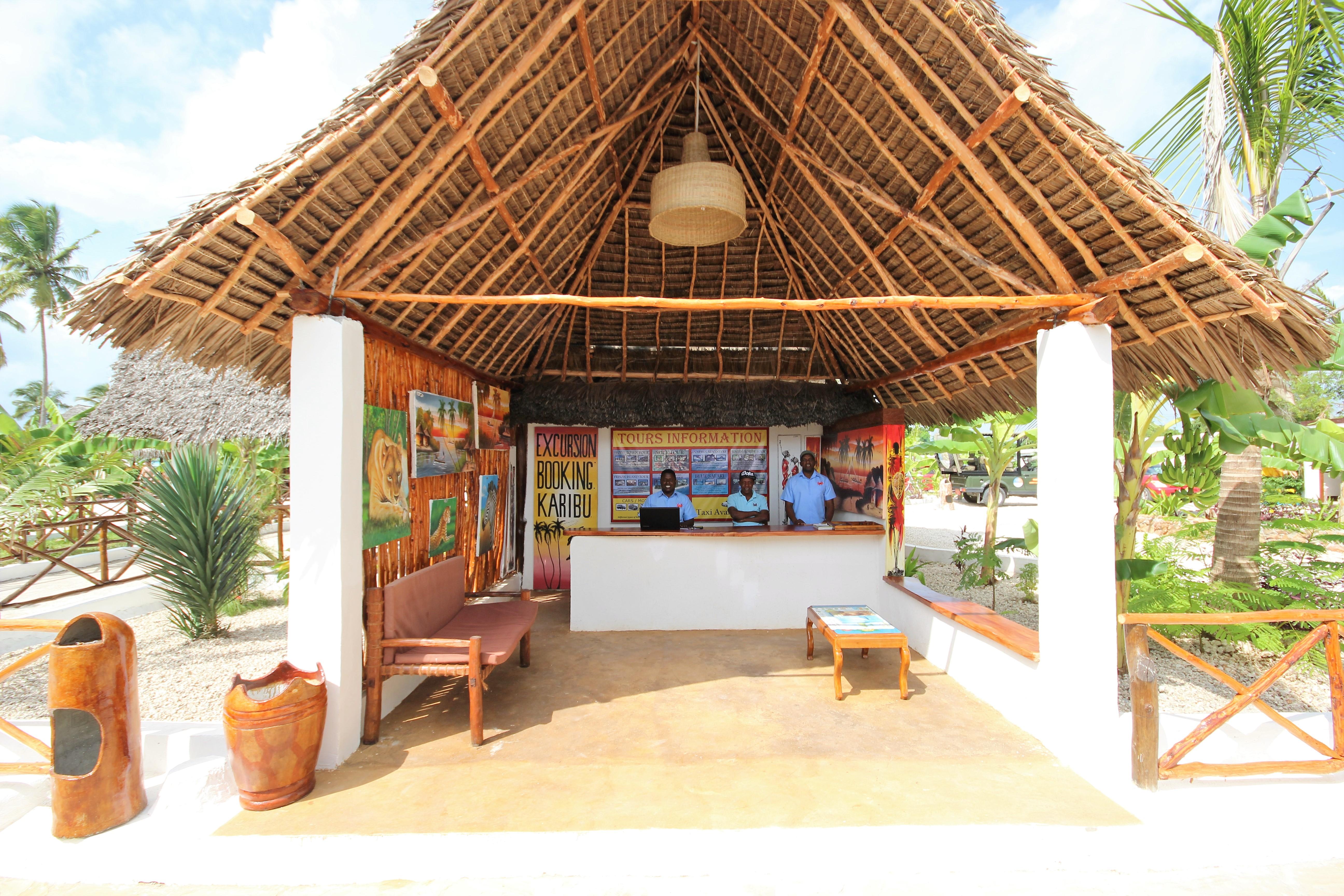 Resort Paradise &