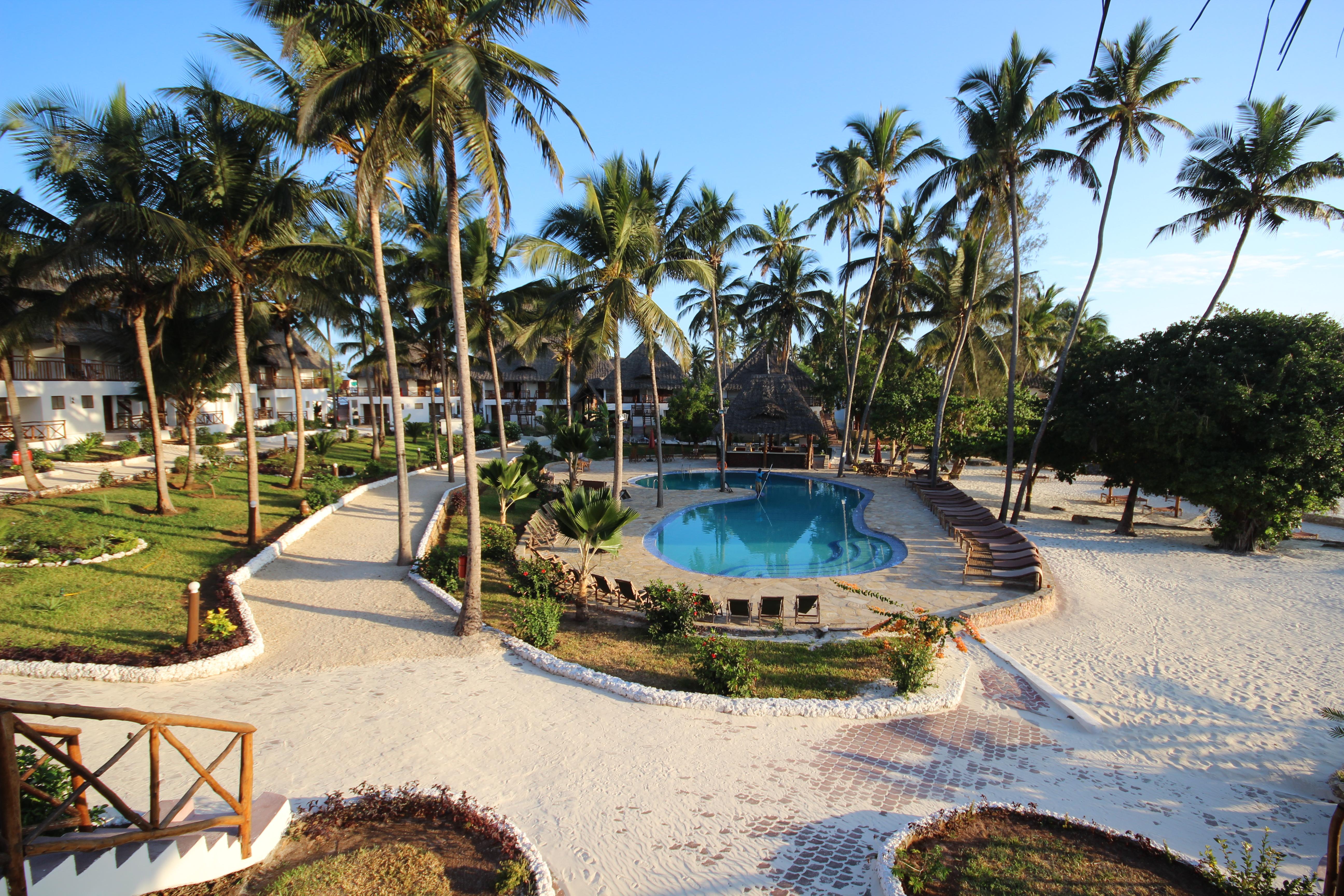 Paradise & Resort 4*