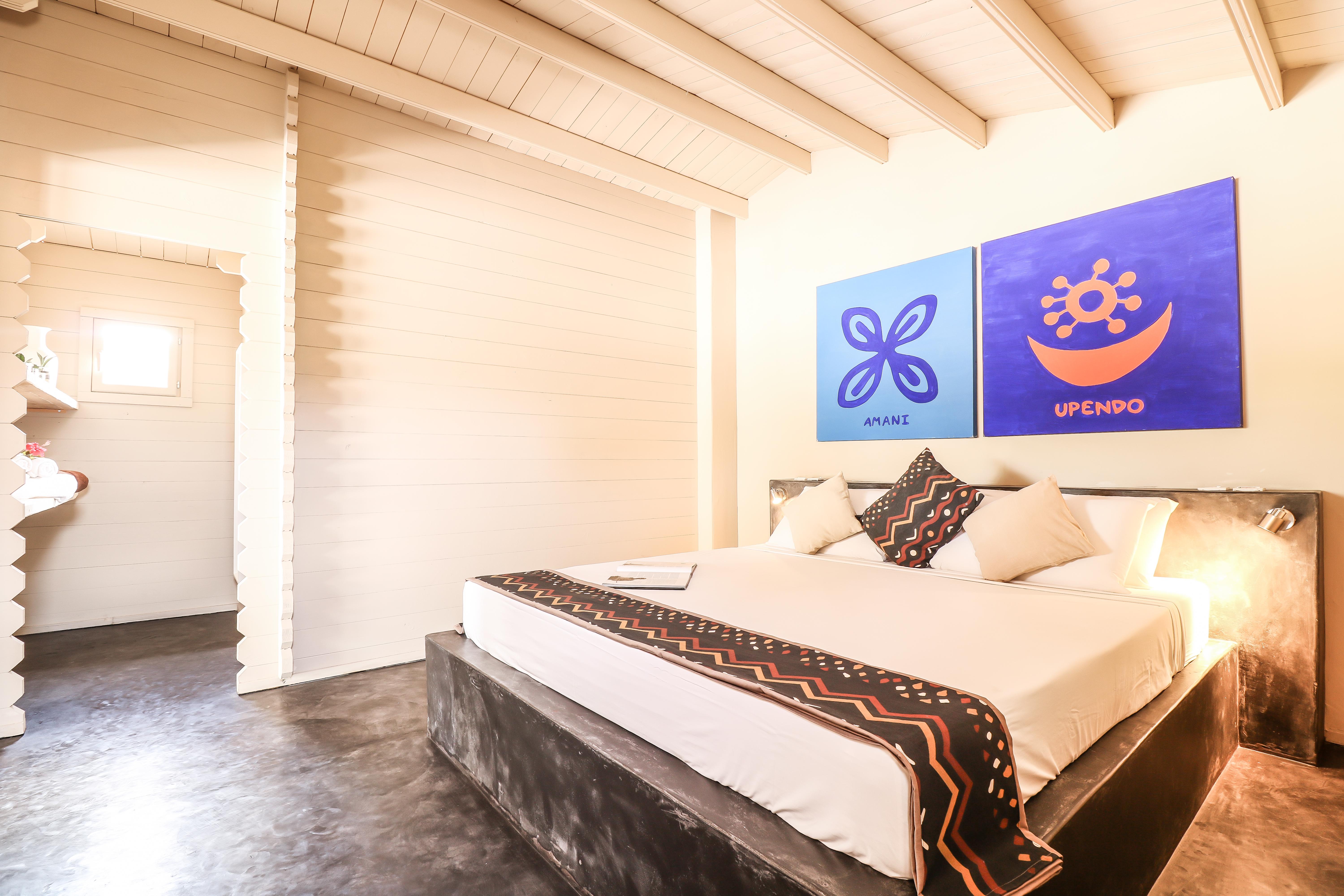 Mwezi Boutique 3*