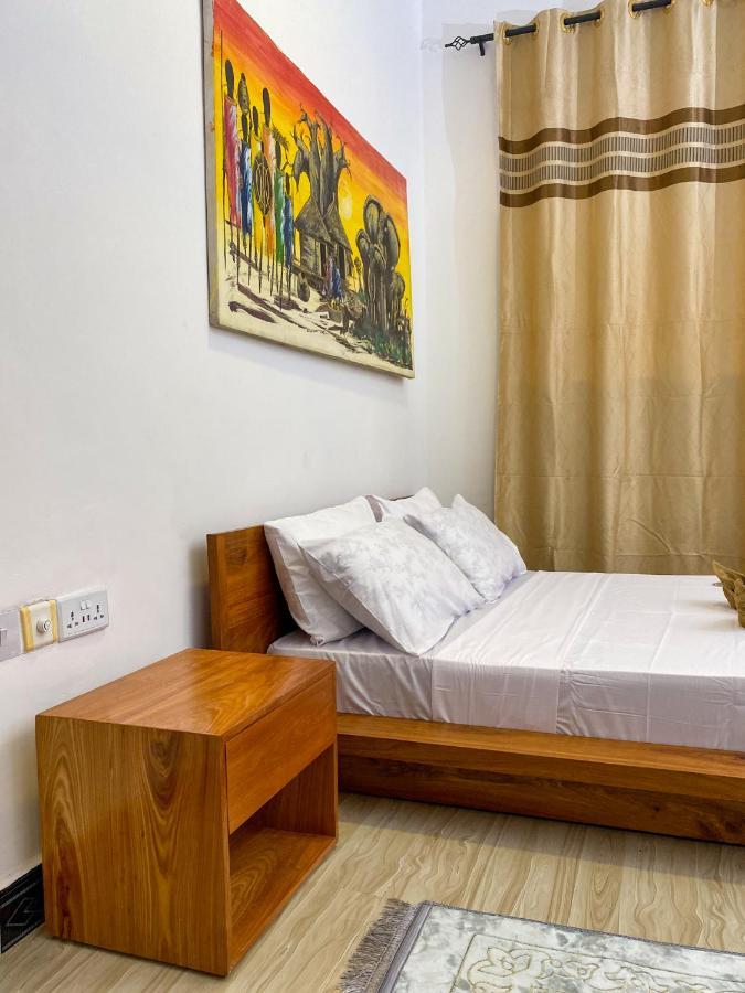 Bed & Breakfast Msafara Lodge,