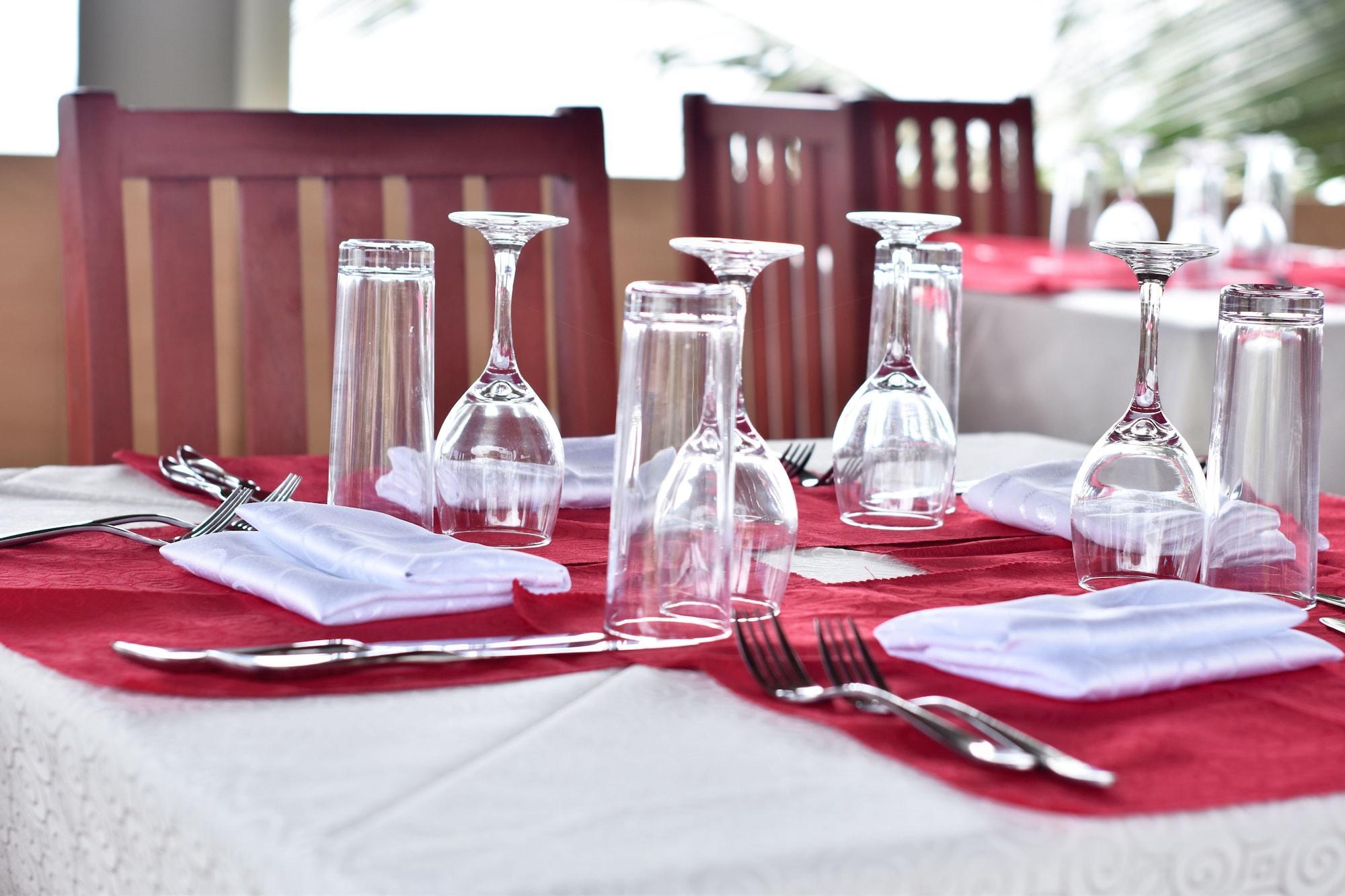 Sea Crest 3* Kiwengwa (Zanzibar)
