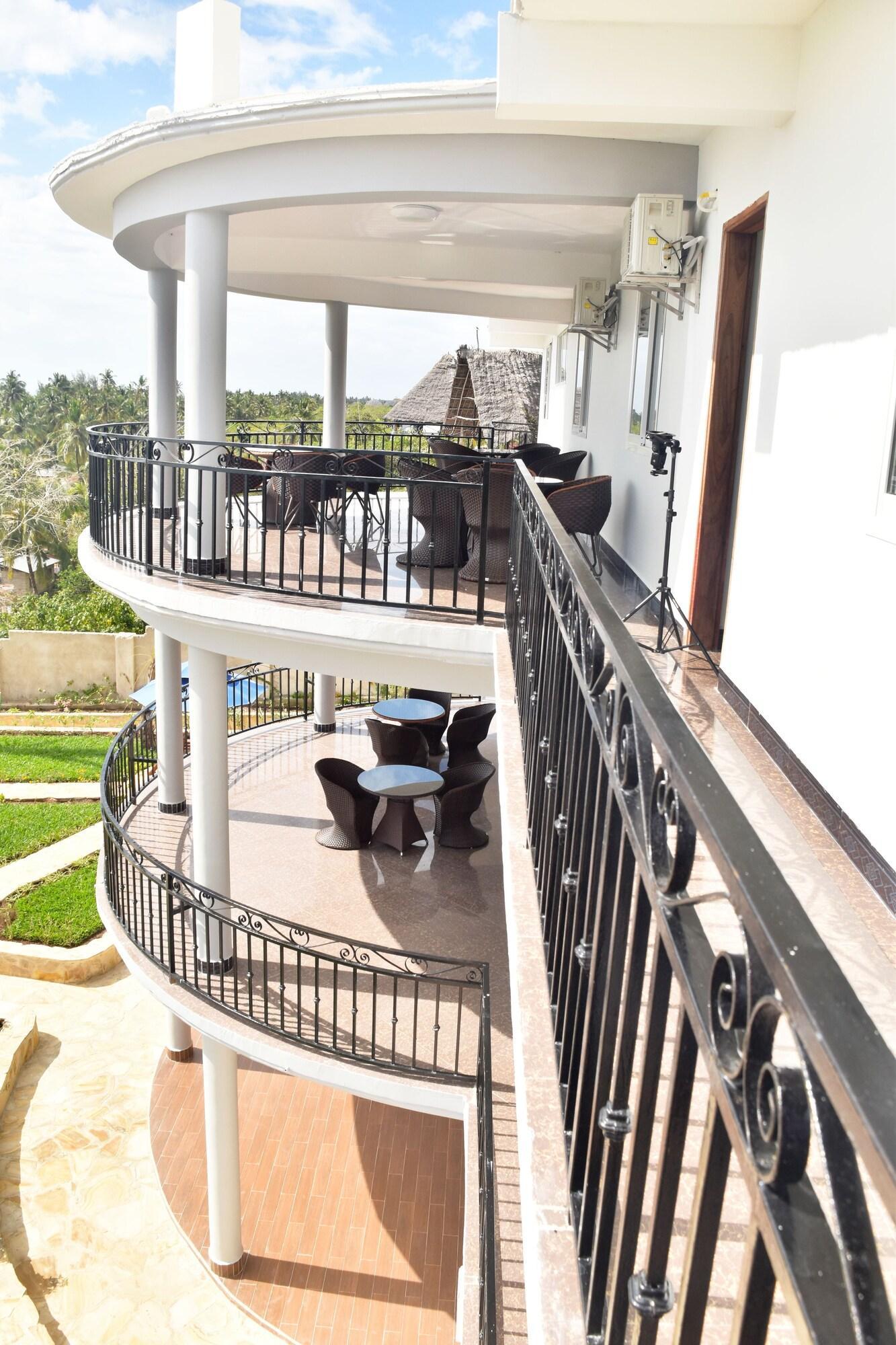 Sea Crest 3* Kiwengwa (Zanzibar)