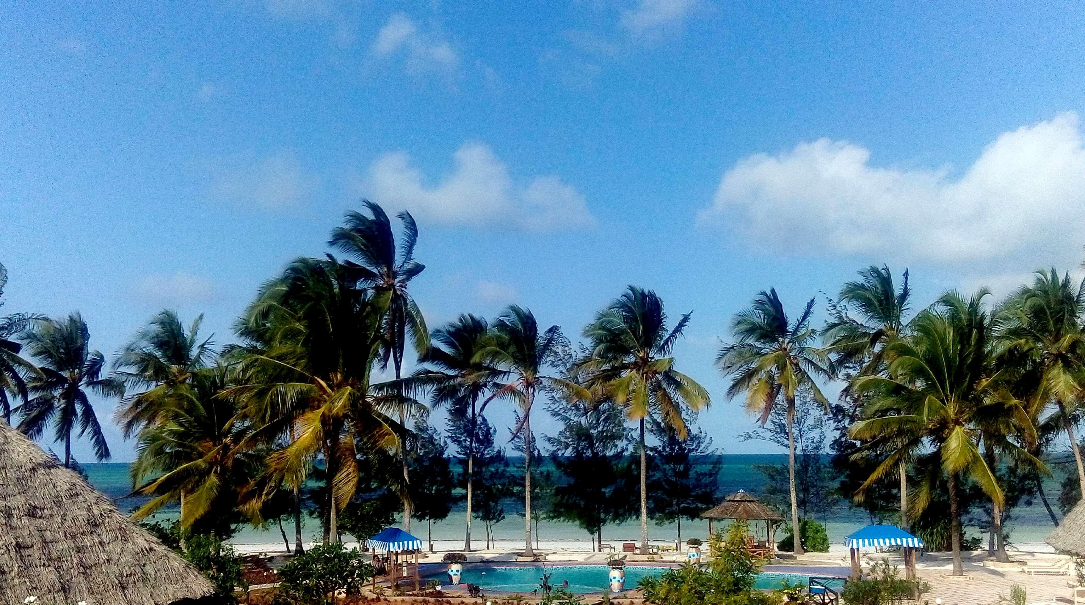 Mermaids Cove Beach & Spa