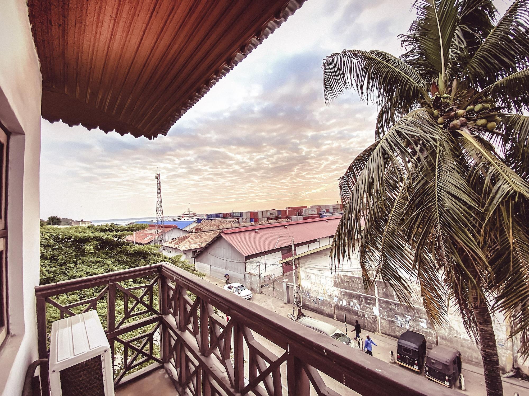 Smiles Stone Town Bed & Breakfast