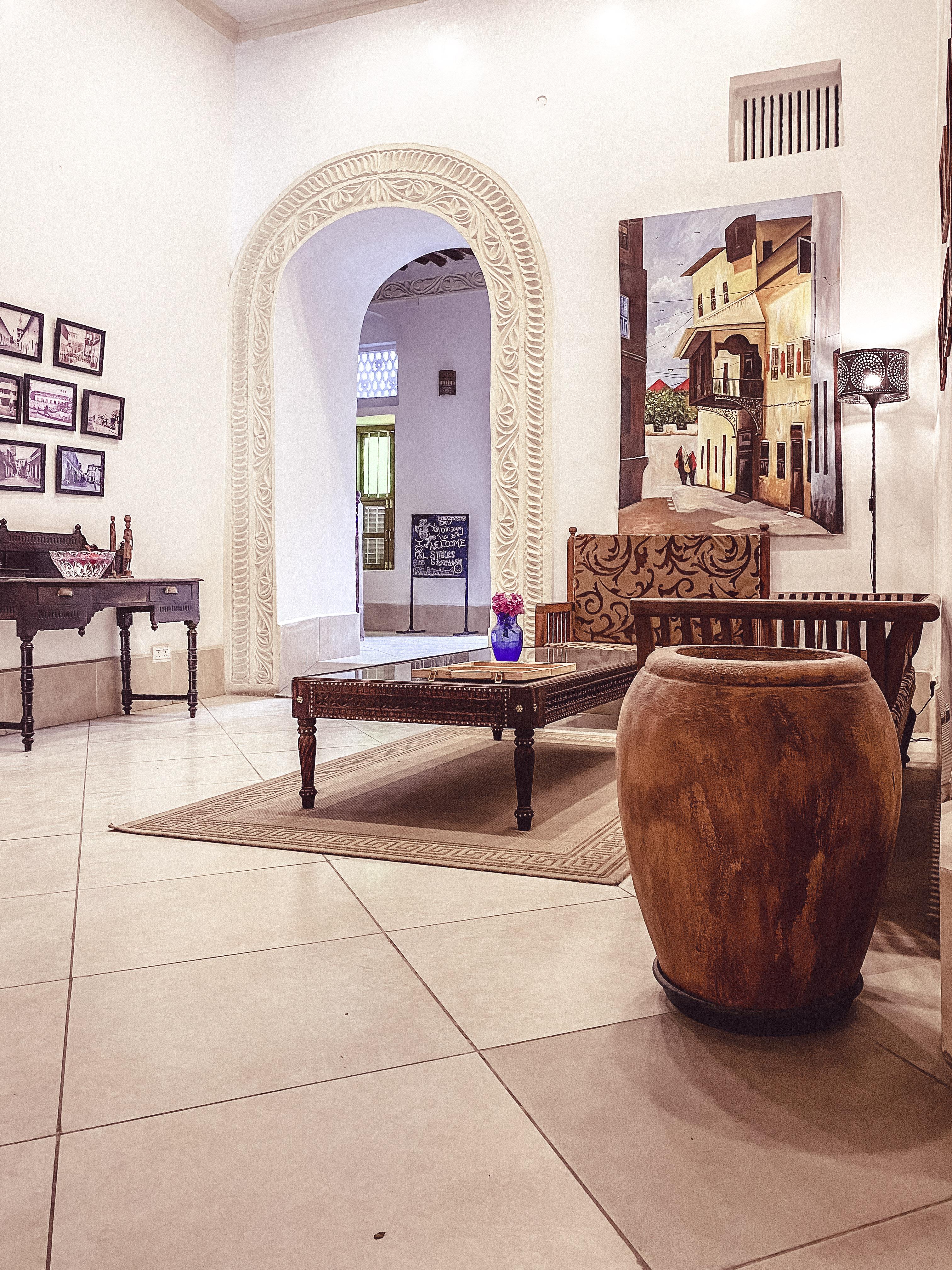 Smiles Stone Town Bed & Breakfast
