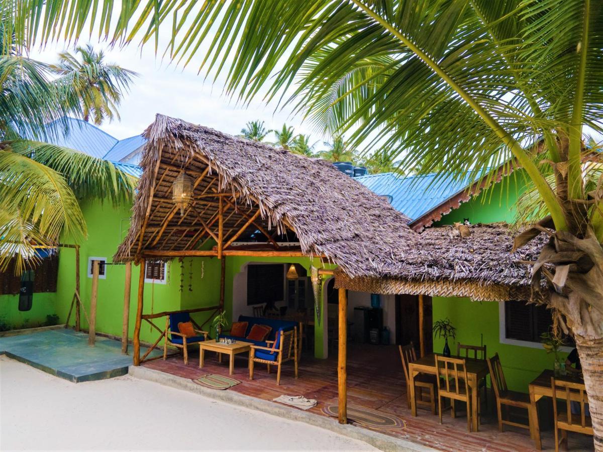 Bed & Breakfast Msafara Lodge, *