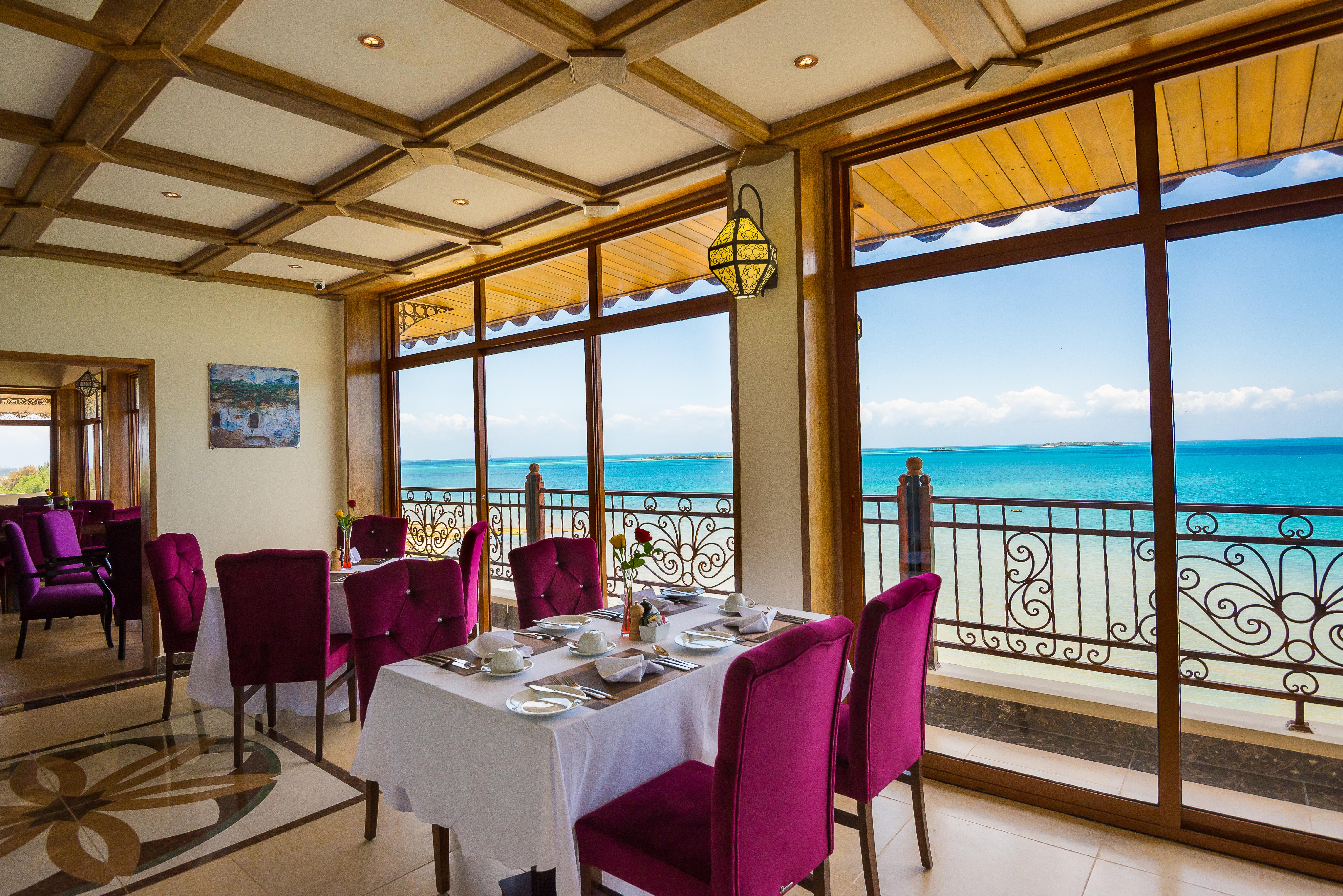 Golden Tulip Hotel 4*