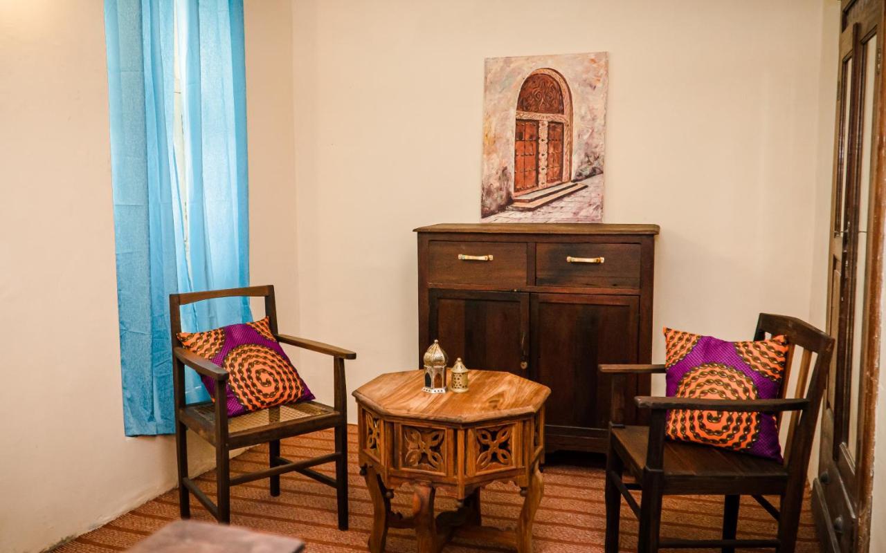 Hotel Emerald Palm