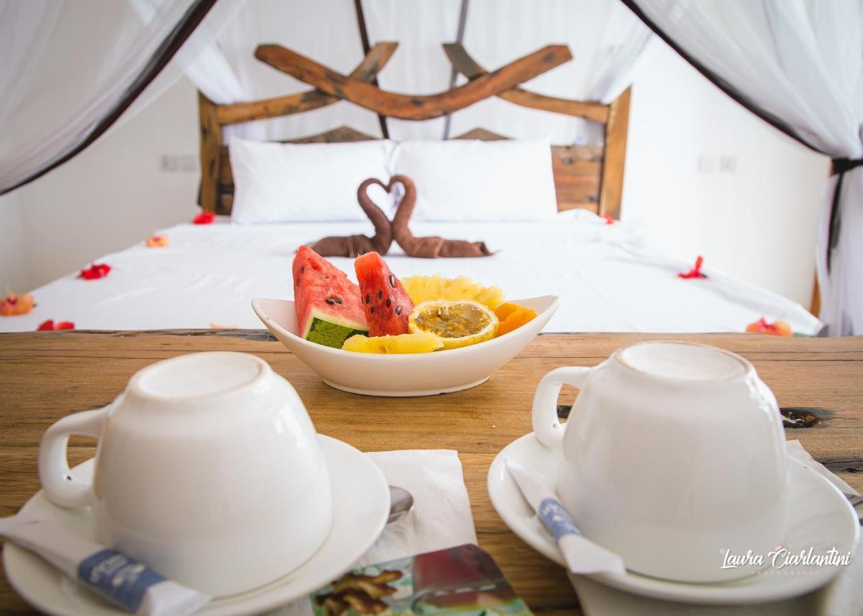 Uroa Zanzibar Vera By Moonshine Hotel Dikoni
