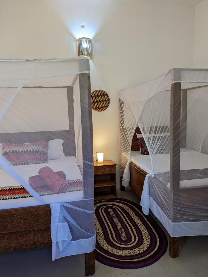 Mkadi Beach House Guest house *
