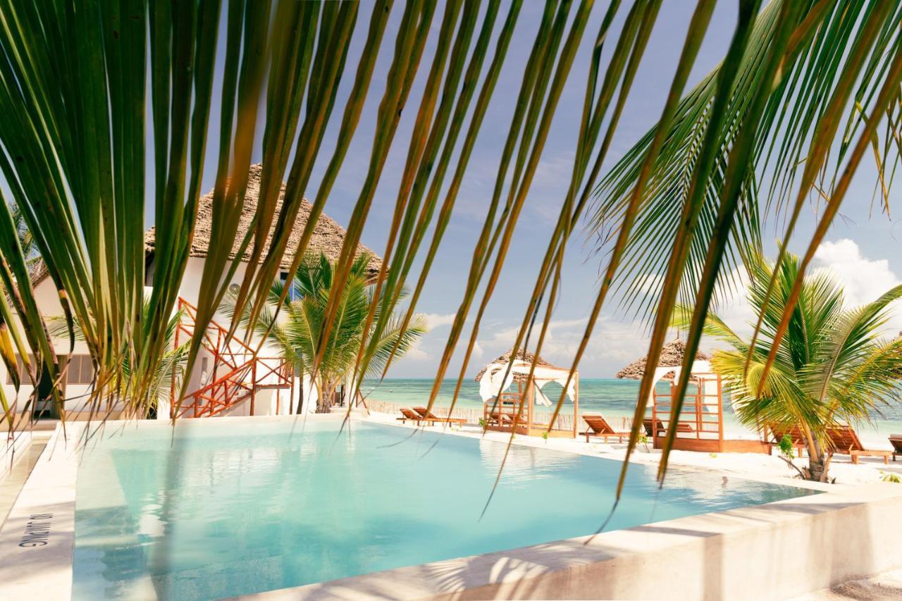 Cinnamon Hotel