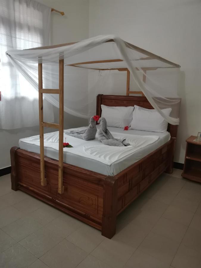 Savi House Nungwi