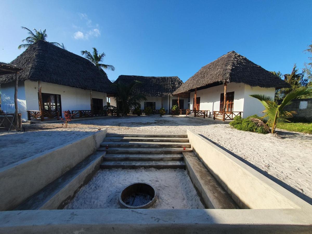 Malik Matemwe Aparthotel