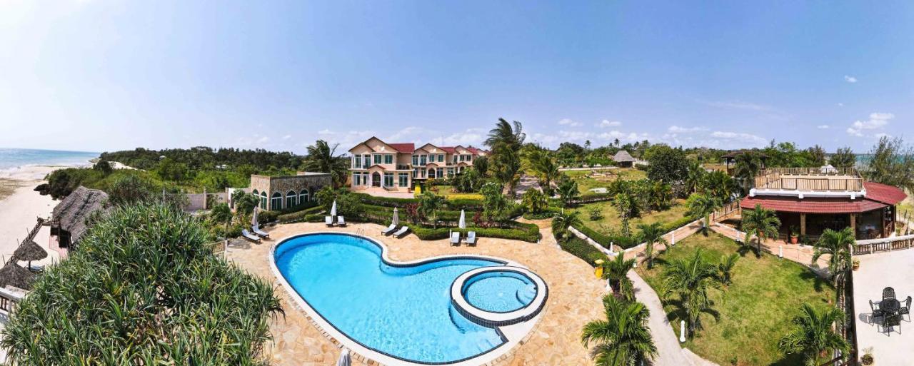 Hotel Royal Cliff 4*