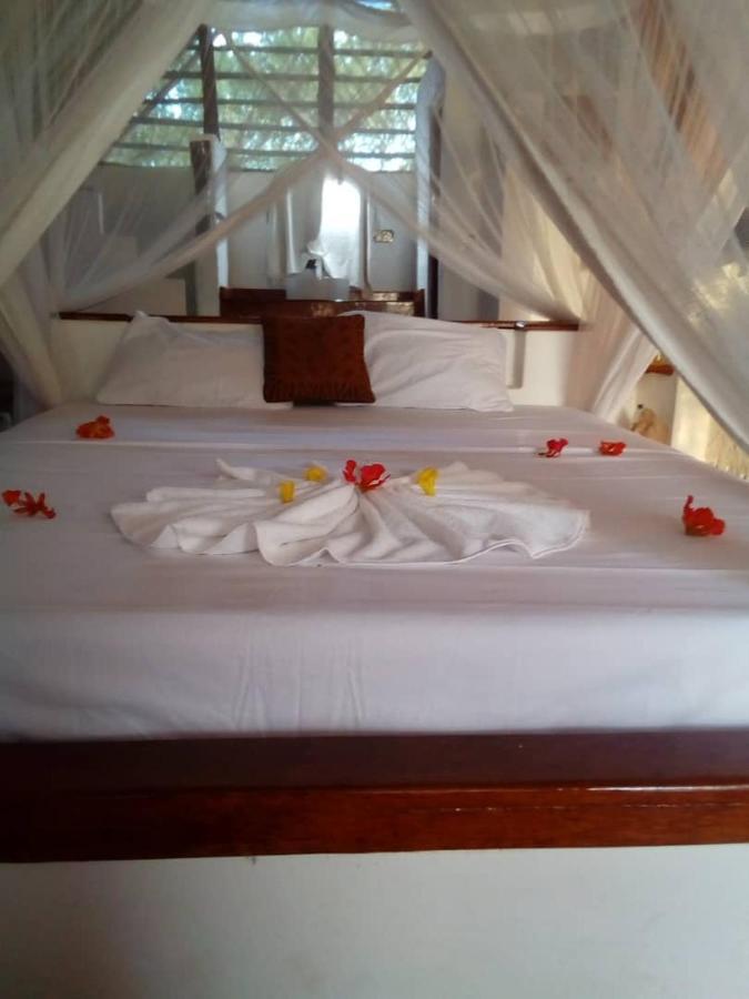 Kae Bungalows Hotel Michamvi
