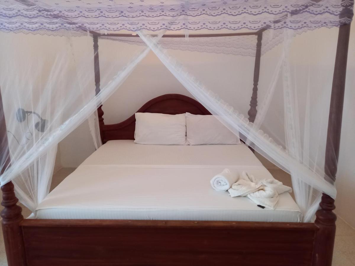 Atlas Hotel *