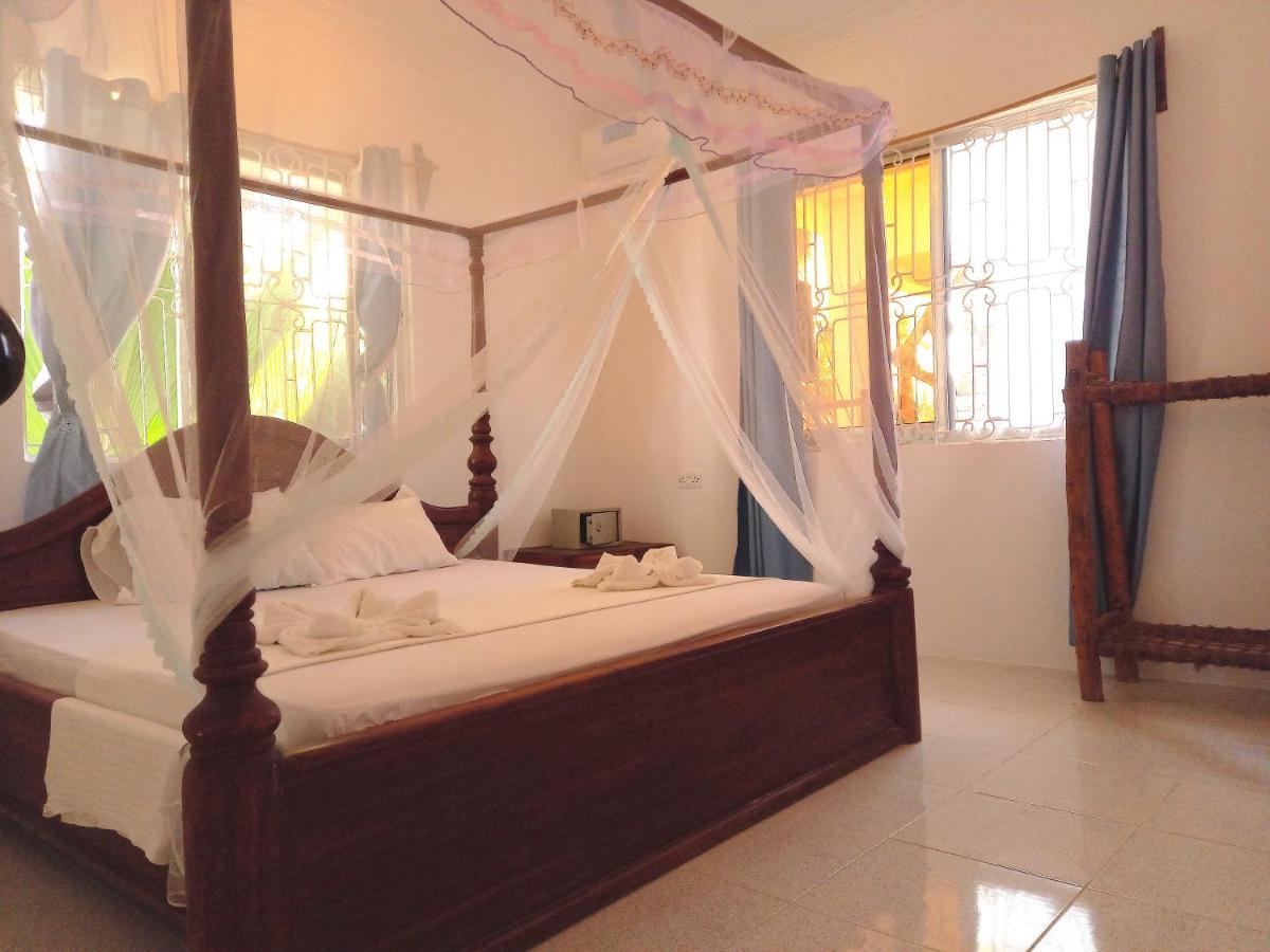 Atlas Hotel *
