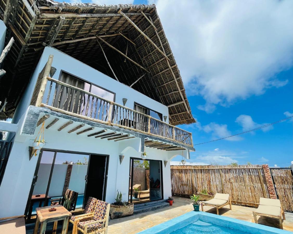 Chunga Changa Villa *