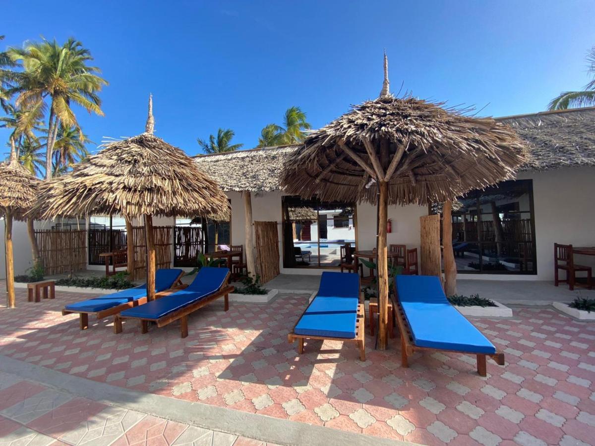 Hotel Amani *